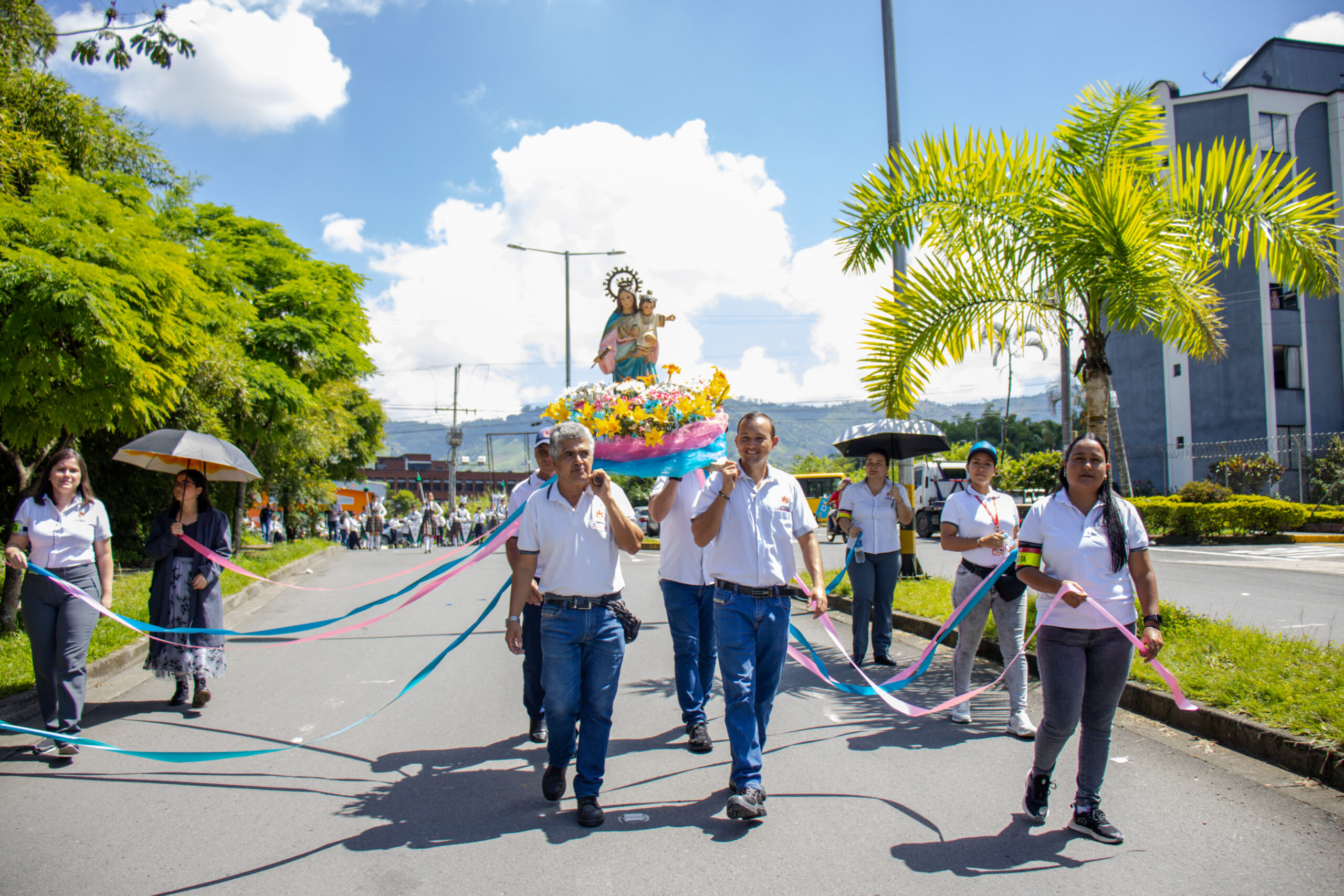 desfile Maria auxiliadora-10